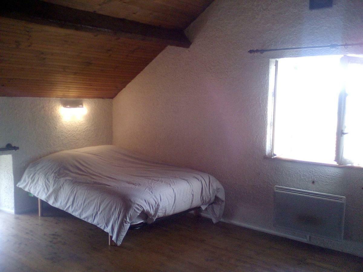 Le Gite De Reaumur Bagian luar foto
